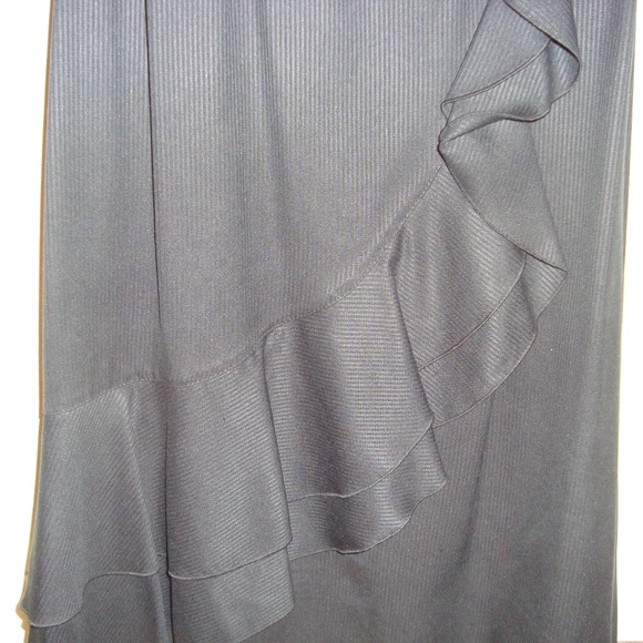 Ali Ro Black Ruffled Silk Sleeveless Tank Top Bouse SZ 12 - Picture 3 of 12